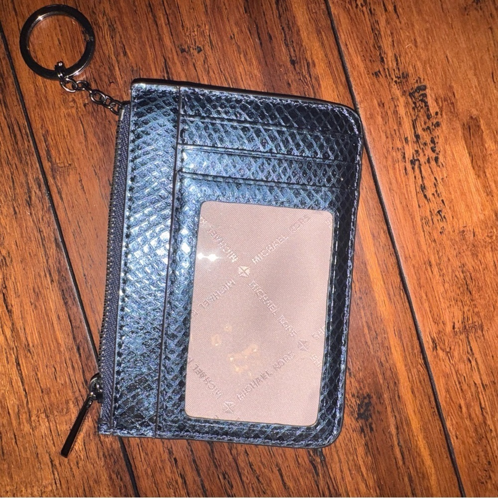 Michael Kors Shimmering Blue Snake Print Zip Card Holder Keychain Wallet - Picture 6 of 7
